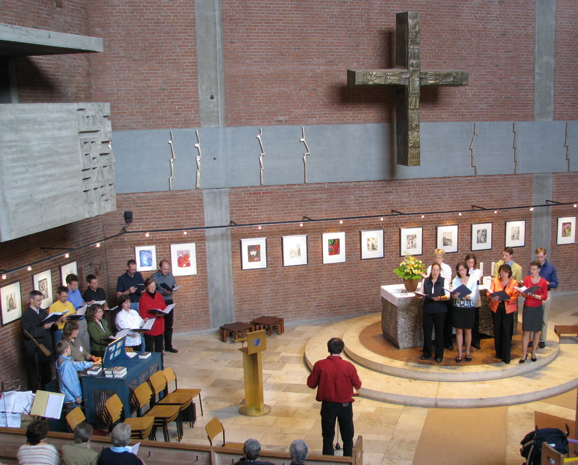 Foto vom Chor Canticolino in der Michaelskirche in Ottobrunn zur Nacht der Musik im Juni 2008