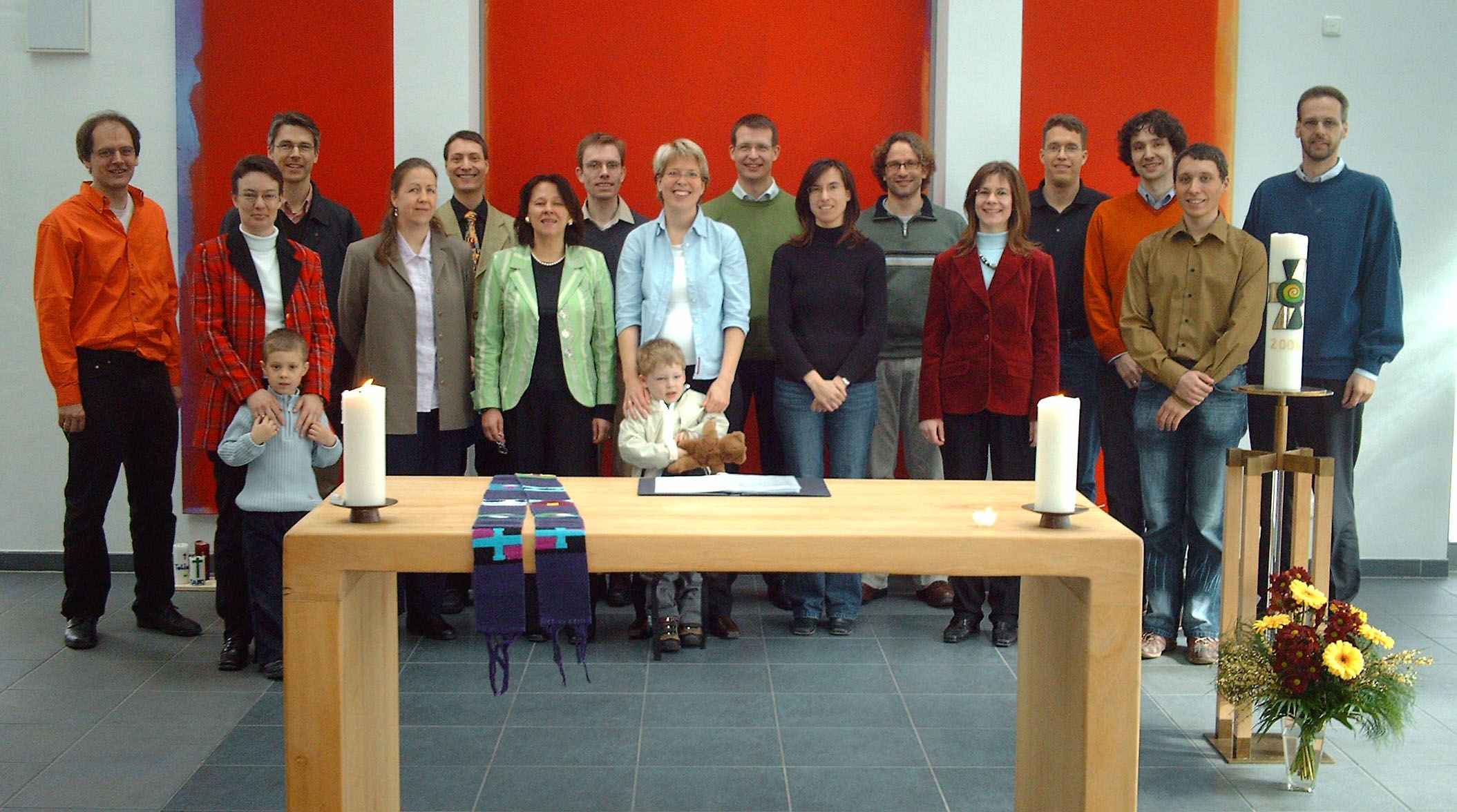 Foto vom Kammerchor Canticolino in der Dietrich-Bonhoeffer-Kirche im M&auml;rz 2007