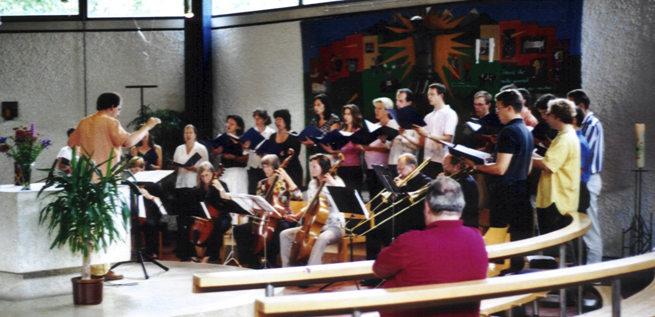 Foto vom Chor Canticolino beim Konzert zusammen mit dem Barockensemble "Compagnia Seicento M&uuml;nchen" in St. Stephan im Juli 2007